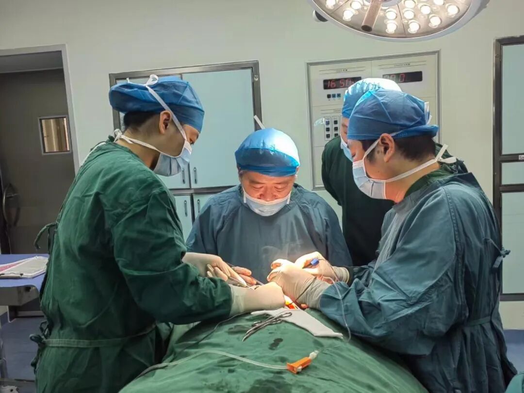 莆田福德医院特邀耳鼻咽喉科谢壮志主任，带大家读懂腮腺肿瘤