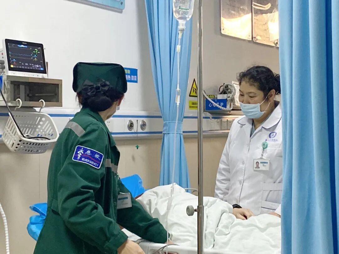 【福德急诊】语言有界，守护无界！我院急诊科暖心救治外籍患者